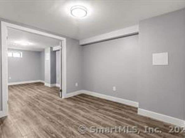 261 High Street, Fairfield CT 06824