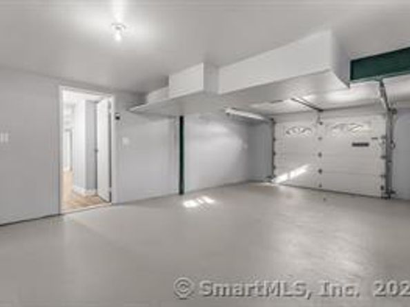 261 High Street, Fairfield CT 06824
