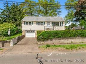 261 High Street, Fairfield CT 06824