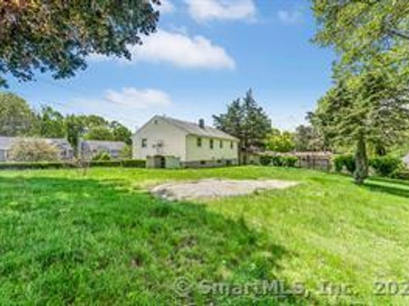 261 High Street, Fairfield CT 06824