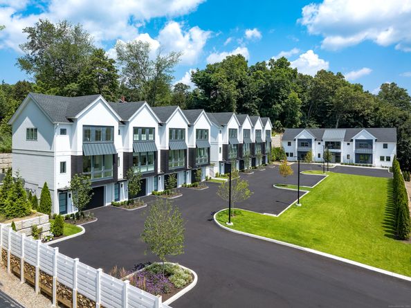 785 Post Road E 301, Westport CT 06880