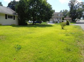 12 Hawthorne Drive, Norwalk CT 06851
