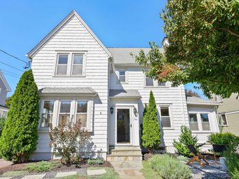 320 Lake Avenue