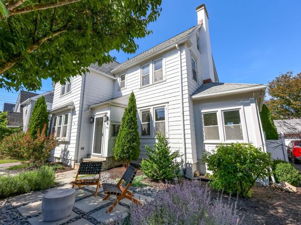 320 Lake Avenue, Bridgeport CT 06605