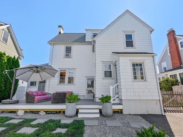320 Lake Avenue, Bridgeport CT 06605