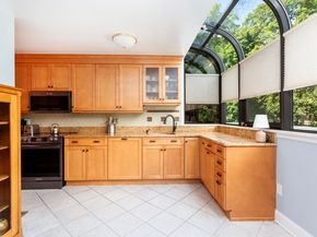 2539 Bedford Street 36D, Stamford CT 06905