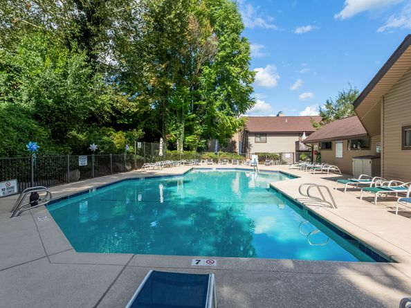 2539 Bedford Street 36D, Stamford CT 06905