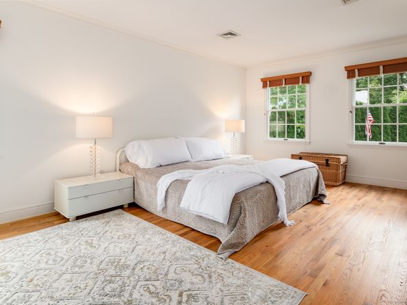 8 Leeds Lane, Darien CT 06820