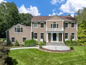 8 Leeds Lane, Darien CT 06820