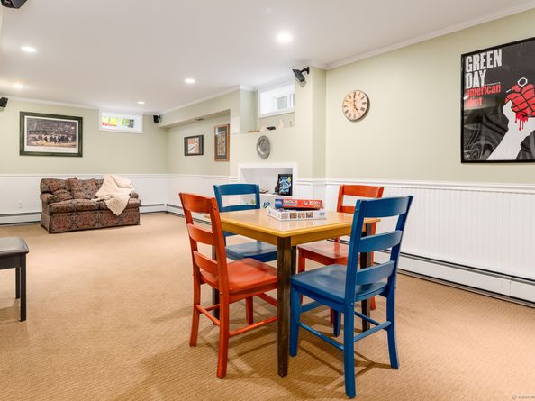 8 Leeds Lane, Darien CT 06820