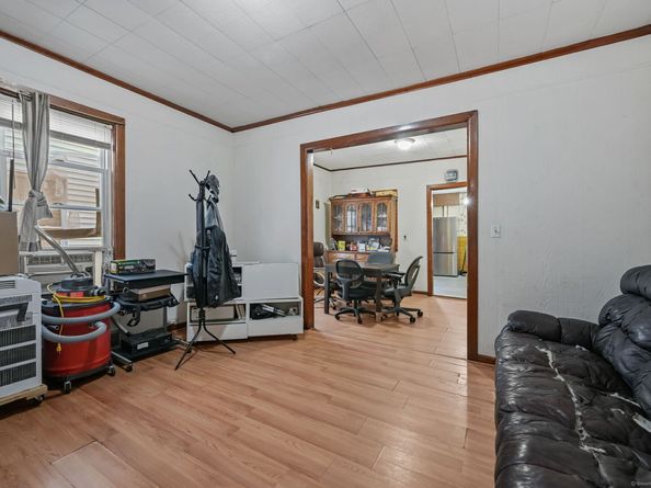 15 Seeley Street, Bridgeport CT 06605