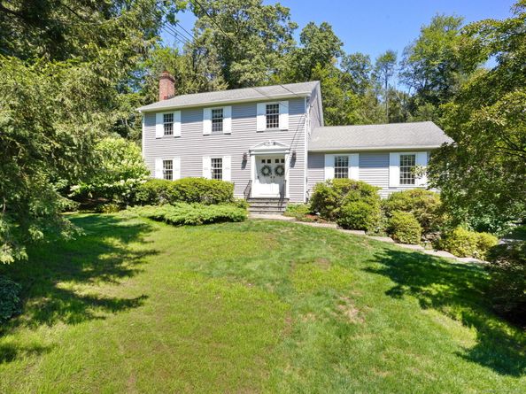 54 Barnswallow Drive, Trumbull CT 06611