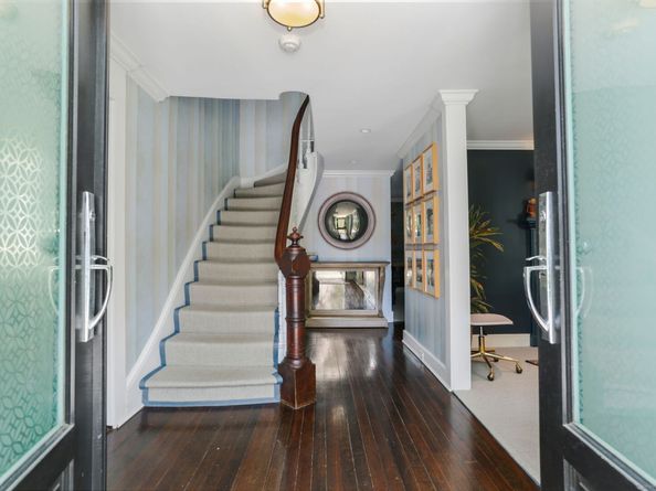 259 Rowayton Avenue, Norwalk CT 06853