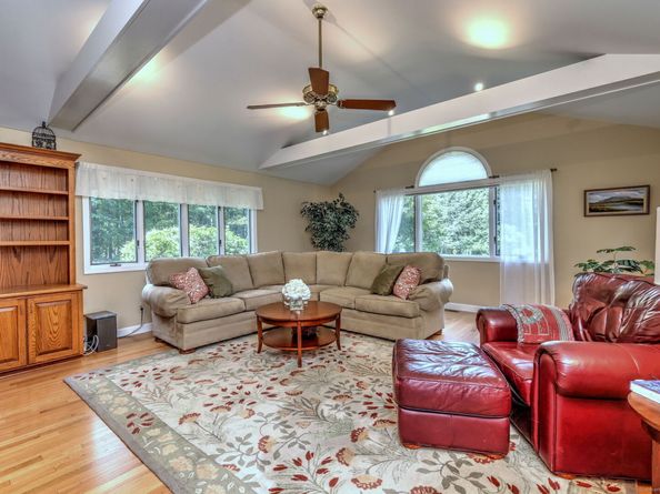 100 Hiram Hill Road, Monroe CT 06468
