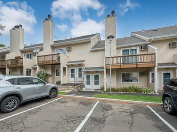 8 Rose Lane