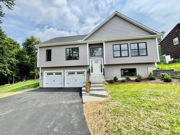2 Garry, Danbury CT 06810