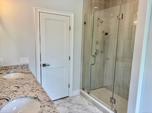 2 Garry, Danbury CT 06810