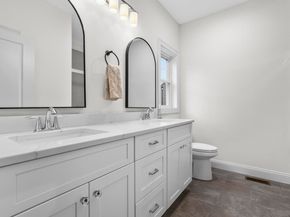 32 Spindrift Lane 32, Shelton CT 06484