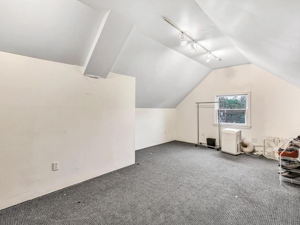 592 Courtland Avenue, Bridgeport CT 06605