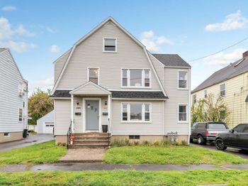 592 Courtland Avenue