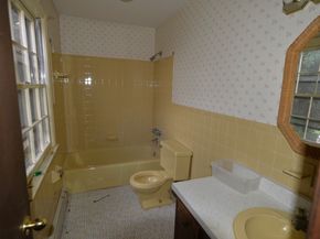 41 Pepperbush Lane, Fairfield CT 06824