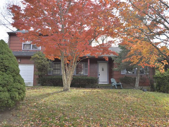 41 Pepperbush Lane, Fairfield CT 06824