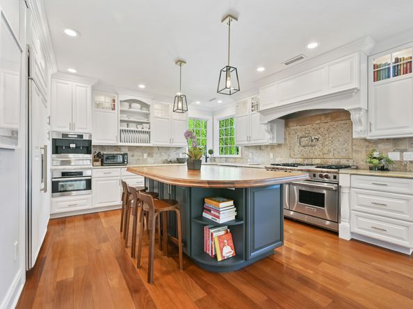 5 Minard Drive, Westport CT 06880