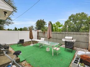 197 Dupont Place, Bridgeport CT 06610