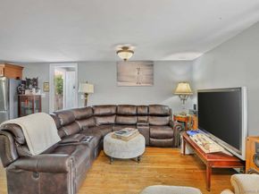 197 Dupont Place, Bridgeport CT 06610