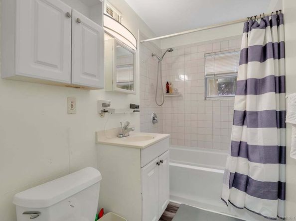 197 Dupont Place, Bridgeport CT 06610