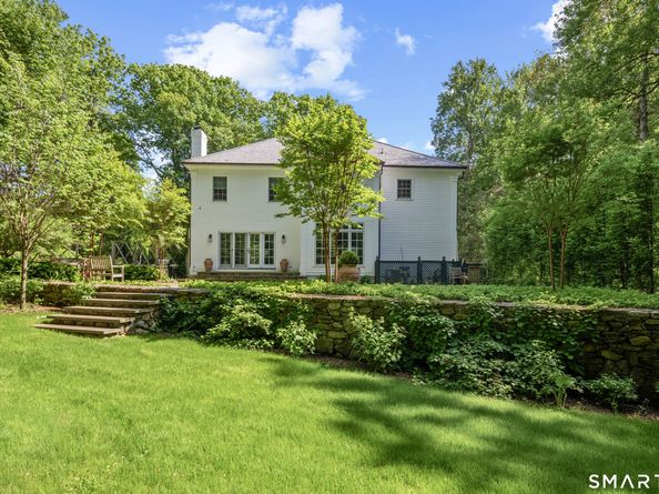 200 Long Meadow Road, Fairfield CT 06824