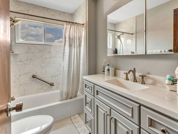 87 Creek Lane A, Stratford CT 06614