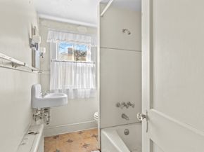 179 Verna Hill Road, Fairfield CT 06824