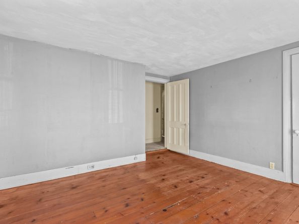 179 Verna Hill Road, Fairfield CT 06824