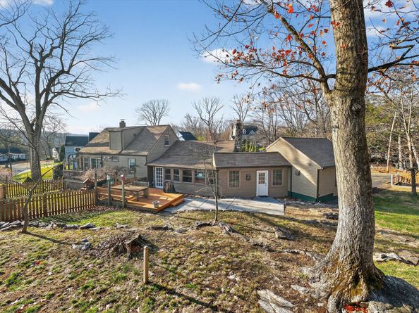 246 Romanock Road, Fairfield CT 06825