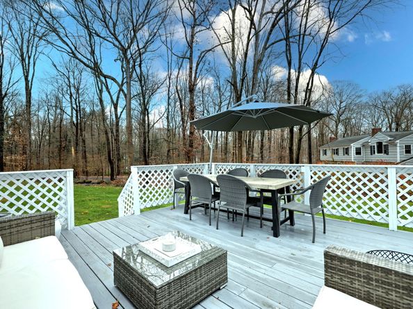 119 Wedgemere Road, Stamford CT 06905