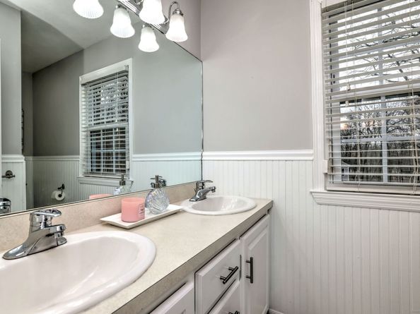 119 Wedgemere Road, Stamford CT 06905