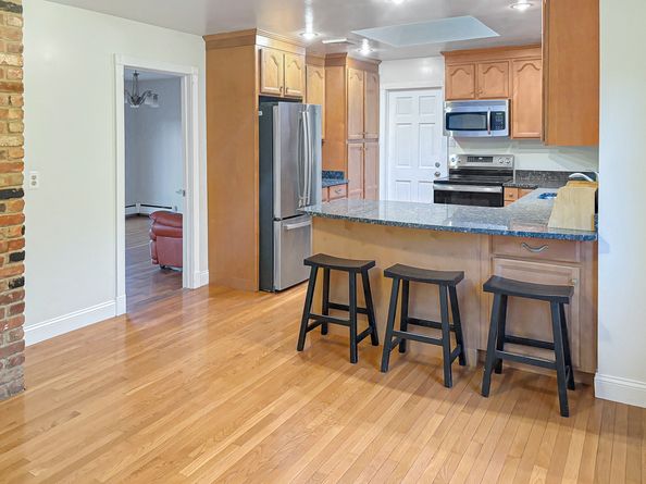 88 Rockridge Lane, Stamford CT 06903