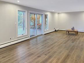 88 Rockridge Lane, Stamford CT 06903