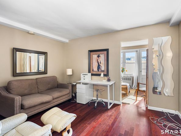 700 Summer Street APT 6G, Stamford CT 06901