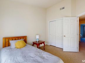 184 Warrington Round 184, Danbury CT 06810