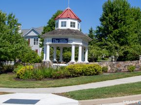 184 Warrington Round 184, Danbury CT 06810