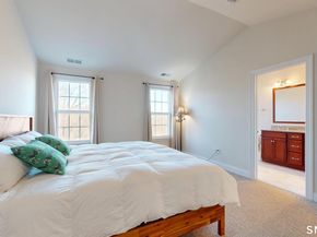 184 Warrington Round 184, Danbury CT 06810