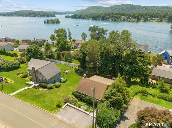 12 Longview Drive, Brookfield CT 06804
