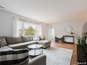40 Village Walk 40, Wilton CT 06897