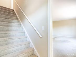 40 Village Walk 40, Wilton CT 06897