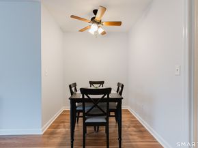 40 Village Walk 40, Wilton CT 06897