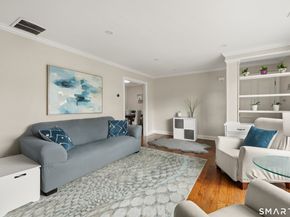 43 Village Walk 43, Wilton CT 06897