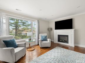 43 Village Walk 43, Wilton CT 06897