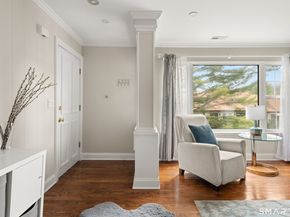 43 Village Walk 43, Wilton CT 06897